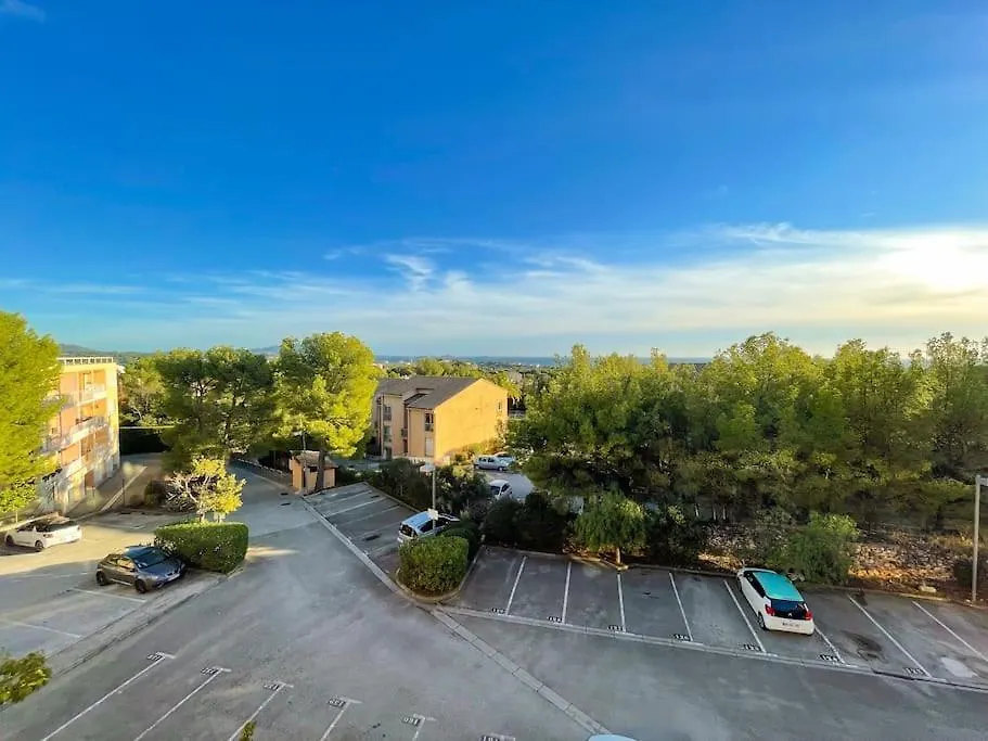 Charmant T2 Avec Terrasse Vue Mer Bandol Lägenhet