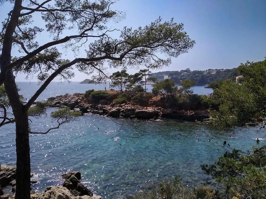Charmant T2 Avec Terrasse Vue Mer Bandol 0*,